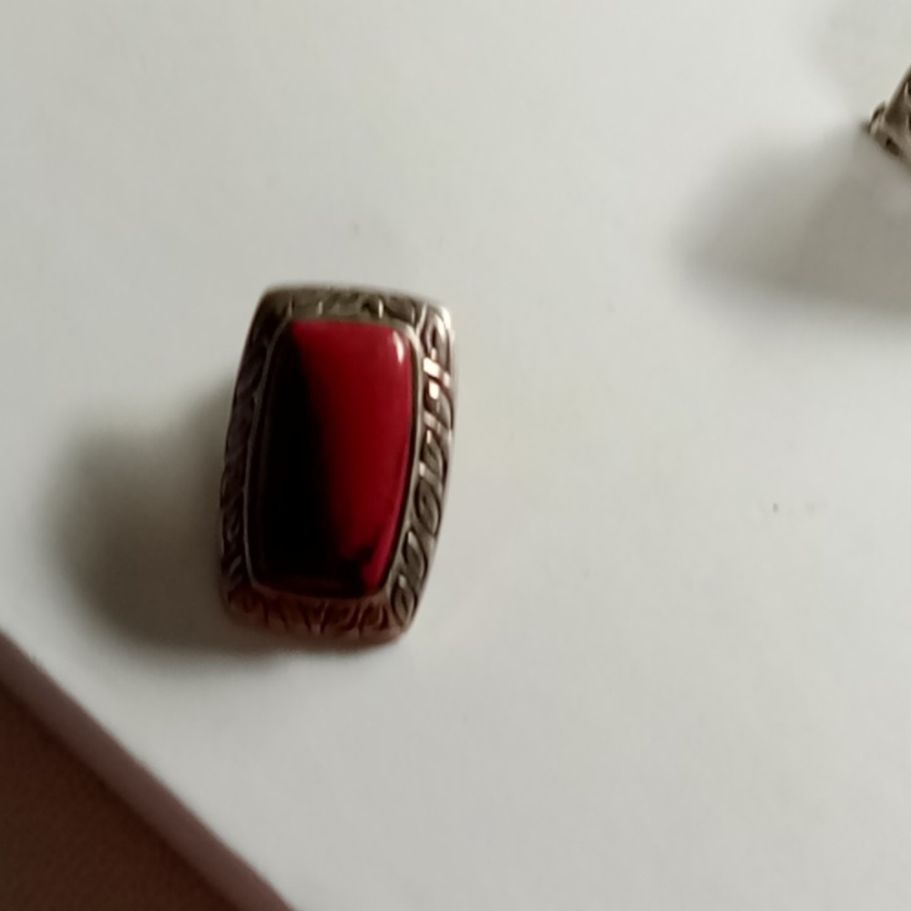 Rectangular Red Gemstone Brooch - image 3